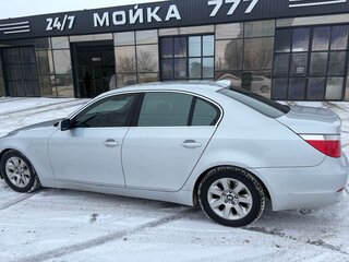 2005 BMW 5 серии 525i V (E60/E61), серебристый, 1250000 рублей, вид 3