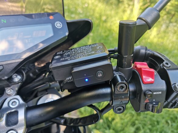 2016 Yamaha MT-09 (FZ-09), серый, 710000 рублей - вид 22