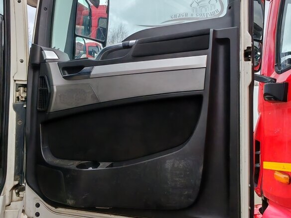 2015 MAN TGX, белый, 3730000 рублей - вид 6