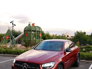 2021 Mercedes-Benz GLC 300 d I (X253) Рестайлинг, красный, 4950000 рублей, вид 4