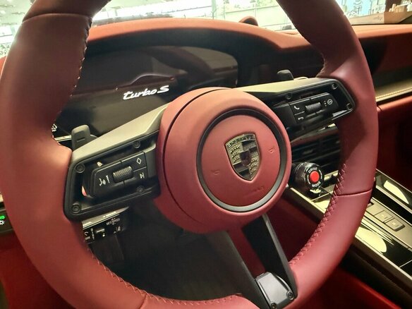2026 Porsche 911 Turbo S VIII (992) Рестайлинг, зелёный, 39990000 рублей - вид 15
