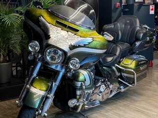 2017 Harley-Davidson CVO Limited, зелёный, 2700000 рублей, вид 5