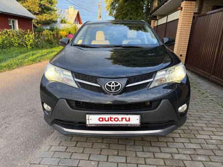 2013 Toyota RAV4 IV (XA40), чёрный, 1900000 рублей, вид 3
