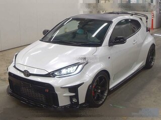 2020 Toyota Yaris IV, белый, 3700000 рублей, вид 2