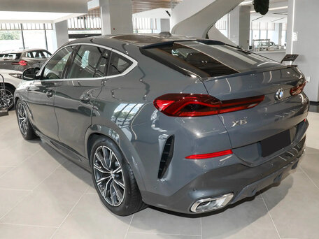 2024 BMW X6 30i III (G06) Рестайлинг, серый, 9670000 рублей, вид 3