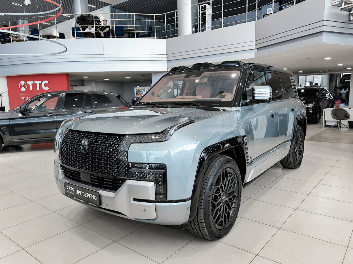 Открыть фотографии: BYD Yangwang U8