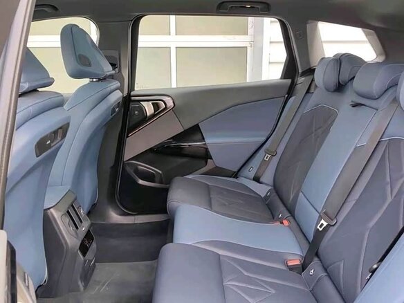 2025 BMW X3 Long 30L xDrive IV (G45/G48), серебристый, 6200000 рублей - вид 11