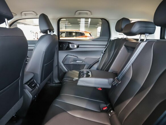 2026 Haval H3 I Рестайлинг, чёрный - вид 11