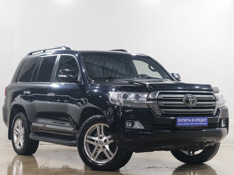 Toyota Land Cruiser 200 Series Рестайлинг 2