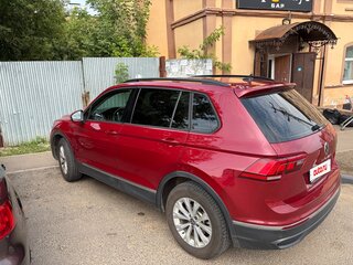 2021 Volkswagen Tiguan II Рестайлинг, красный, 2999999 рублей, вид 5