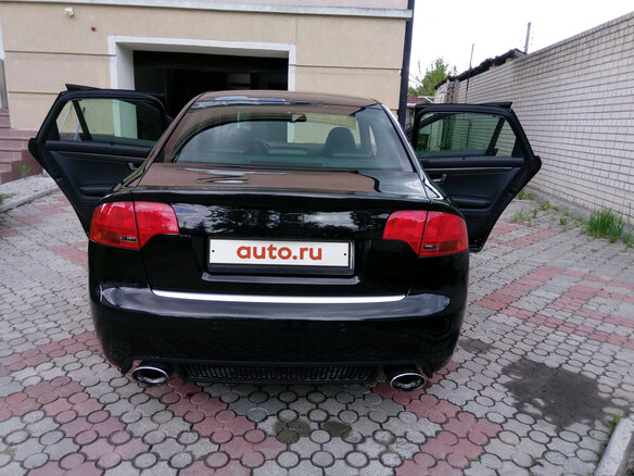 2007 Audi RS 4 II (B7), чёрный - вид 3