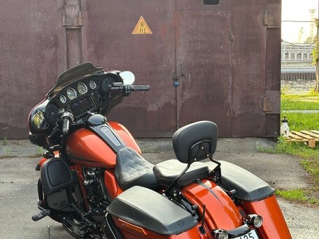 2019 Harley-Davidson Street Glide Special, оранжевый, 2200000 рублей, вид 4