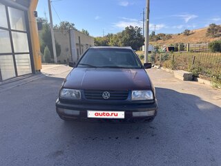 1991 Volkswagen Vento, красный, 100000 рублей, вид 1