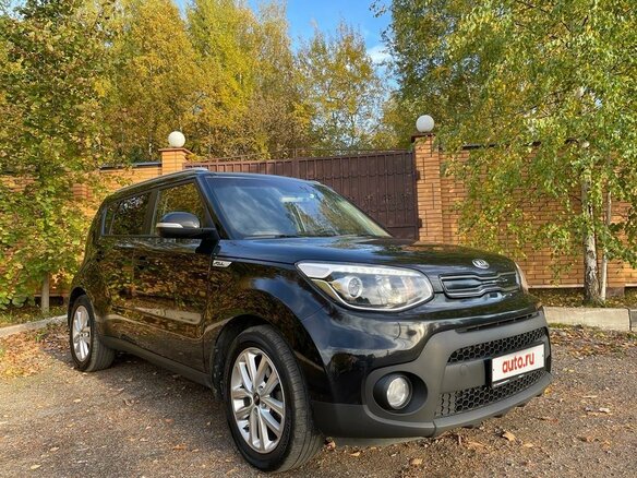 2017 Kia Soul II Рестайлинг, чёрный, 1320000 рублей - вид 2