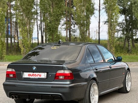 2001 BMW 5 серии 530i IV (E39) Рестайлинг, серый, 990000 рублей, вид 3