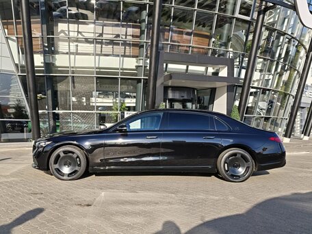 2024 Mercedes-Benz Maybach S-Класс 580 II (Z223), чёрный, 20400000 рублей, вид 5