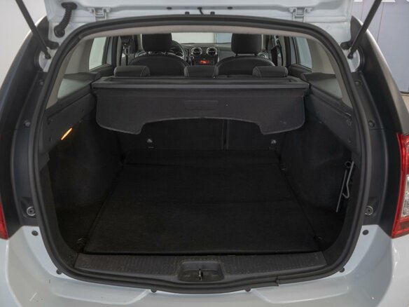 2018 Dacia Logan II Рестайлинг, белый, 899000 рублей - вид 16