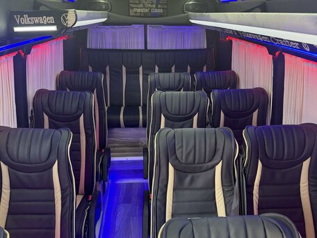 2013 Volkswagen Crafter, белый, 4000000 рублей, вид 2