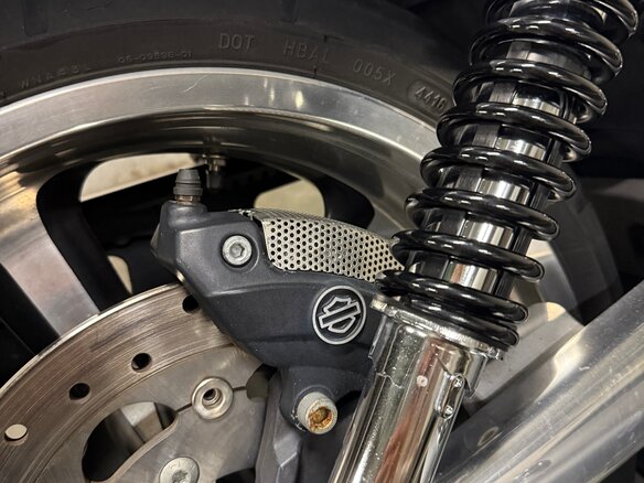 2011 Harley-Davidson V-Rod Muscle, розовый, 1300000 рублей - вид 4