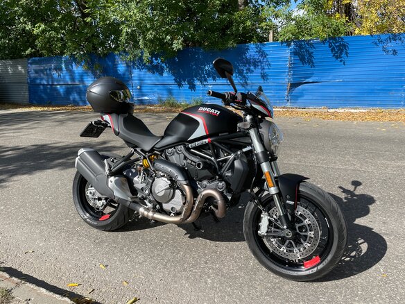 2020 Ducati Monster 821, чёрный, 900000 рублей