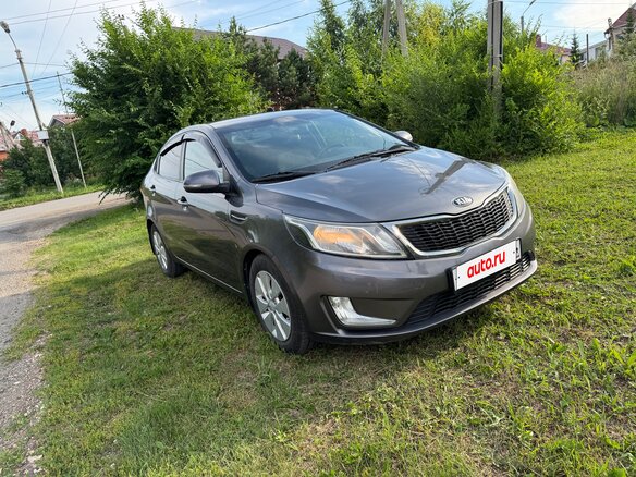 2014 Kia Rio 6-speed III, серый, 710000 рублей - вид 2