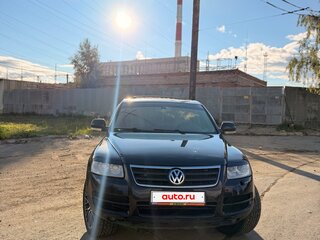 2004 Volkswagen Touareg I, чёрный, 640000 рублей, вид 3