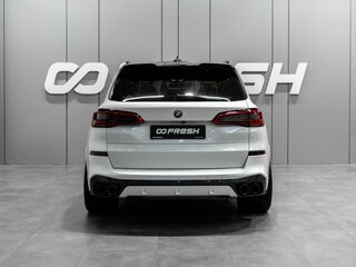 2019 BMW X5 M50d IV (G05/G18), белый, 6400000 рублей, вид 4