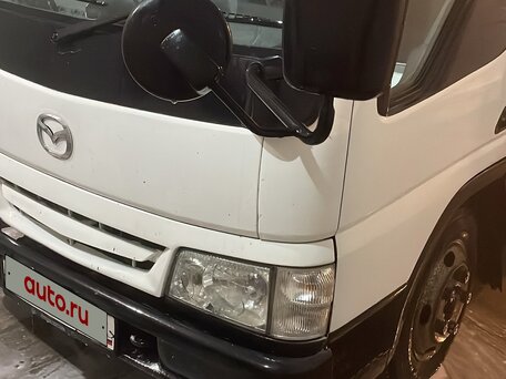 2001 Mazda Titan, белый, 1000000 рублей, вид 5