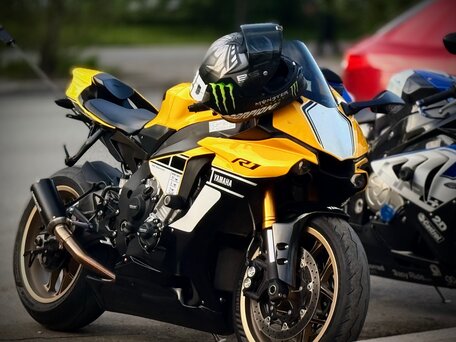 2016 Yamaha YZF-R1, жёлтый, 1250000 рублей, вид 1