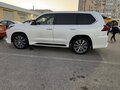 2016 Lexus LX 570 III Рестайлинг 2, белый, 9300000 рублей - вид 10