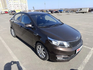 2016 Kia Rio III Рестайлинг, коричневый, 1150000 рублей, вид 2
