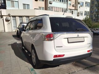2012 Mitsubishi Outlander III, белый, 1320000 рублей, вид 5