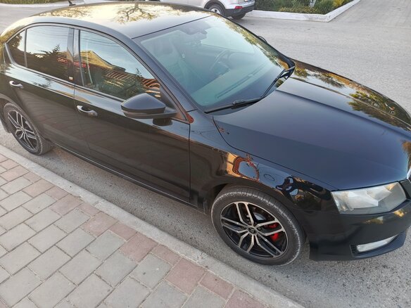 2015 Skoda Octavia III (A7), чёрный, 1380000 рублей - вид 6
