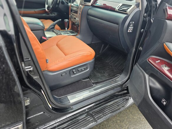 2012 Lexus LX 570 III Рестайлинг, чёрный, 4300000 рублей - вид 13