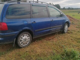 2003 Volkswagen Sharan I Рестайлинг, синий, 350000 рублей, вид 4