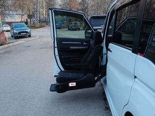 2015 Honda Stepwgn V, белый, 1830000 рублей, вид 3