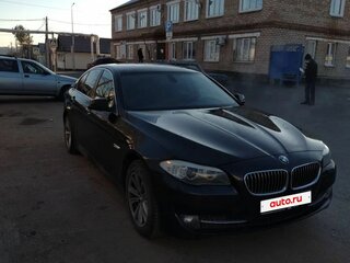 2010 BMW 5 серии 523i VI (F10/F11/F07), чёрный, 1600000 рублей, вид 2