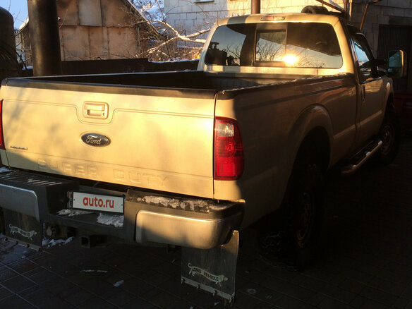 2013 Ford F-150, бежевый - вид 2