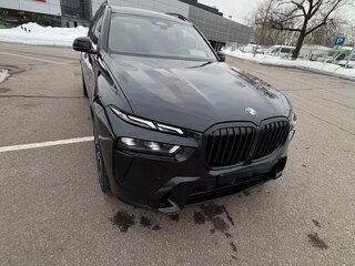 2023 BMW X7 40i I (G07) Рестайлинг, чёрный, 12550000 рублей, вид 4