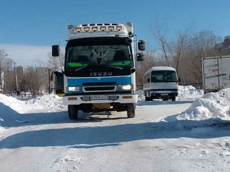 1991 Isuzu Forward (F-Series), белый, 3300000 рублей, вид 1