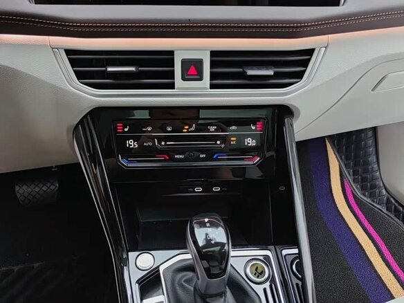 2023 Volkswagen Tayron I Рестайлинг, серый - вид 12