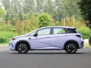 2026 BYD Dolphin 45.12 kWh I Рестайлинг, фиолетовый, 1600000 рублей, вид 4