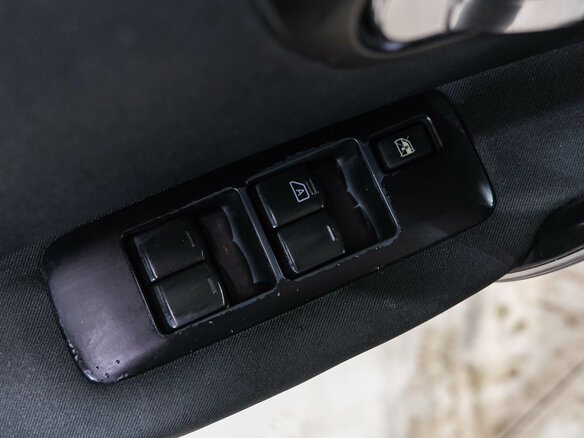 2013 Nissan Qashqai I Рестайлинг, чёрный, 769000 рублей - вид 25
