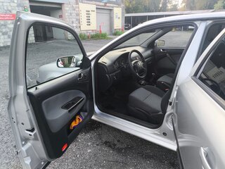 2006 Skoda Octavia I (A4) Рестайлинг, серебристый, 400000 рублей, вид 5