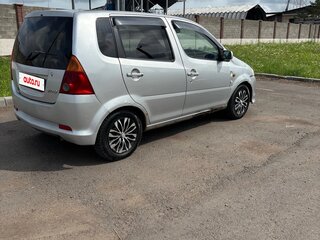 2001 Daihatsu YRV I, серый, 300000 рублей, вид 3