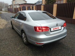 2013 Volkswagen Jetta VI, серебристый, 830000 рублей, вид 5