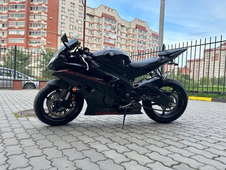 2015 Yamaha YZF-R6, чёрный, 1000000 рублей, вид 2