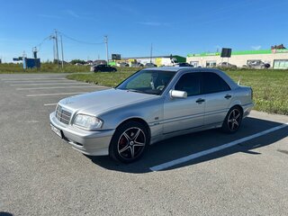 1999 Mercedes-Benz C-Класс 240 I (W202) Рестайлинг, серебристый, 350000 рублей, вид 1