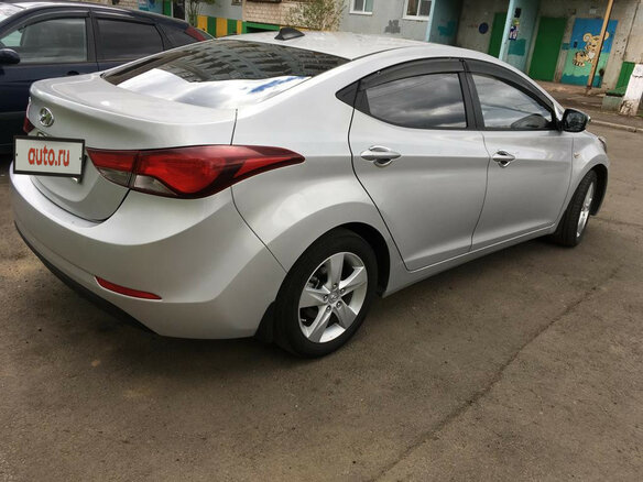 2014 Hyundai Elantra V (MD) Рестайлинг, серебристый - вид 3