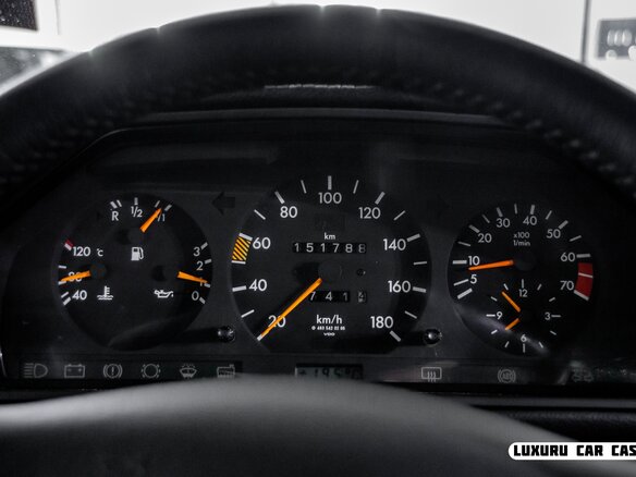 1993 Mercedes-Benz G-Класс 300 II (W463), чёрный - вид 29